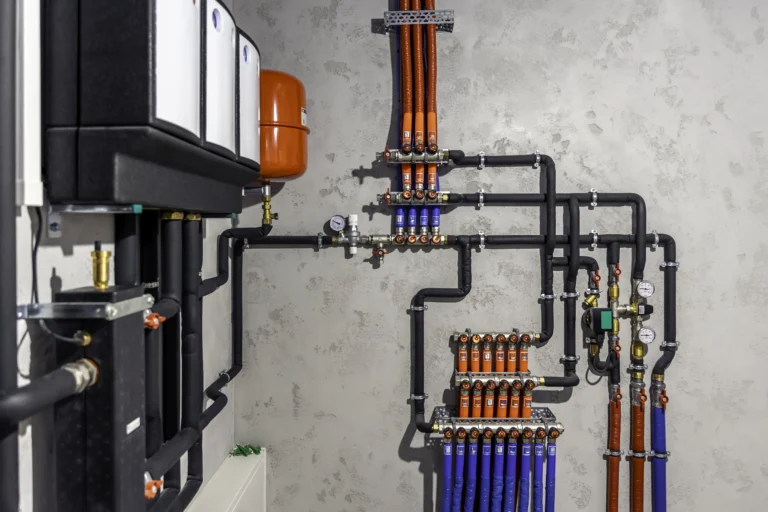 modern-autonomous-heating-system-boiler-room ogrzewanie podłogowe warszawa